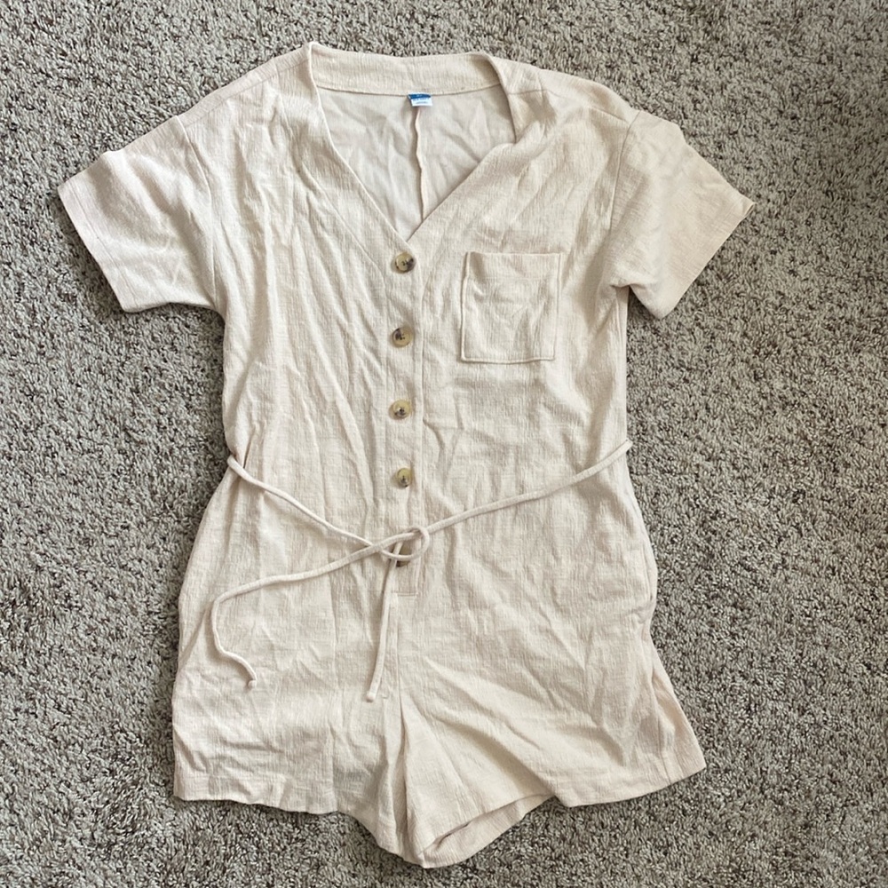Old Navy button up romper size XS